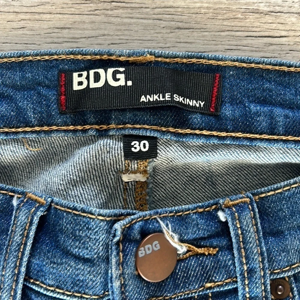 Urban Outfitters BDG ankle skinny jeans size 30